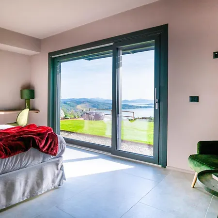 Villa Brand New! Feronia, Where Nature Feeds Your Soul. *