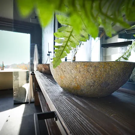 Villa Brand New! Feronia, Where Nature Feeds Your Soul. *